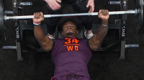 DK Metcalf Shocks NFL World with Incredible Max Bench Press - Breaking Records and Raising Eyebrows